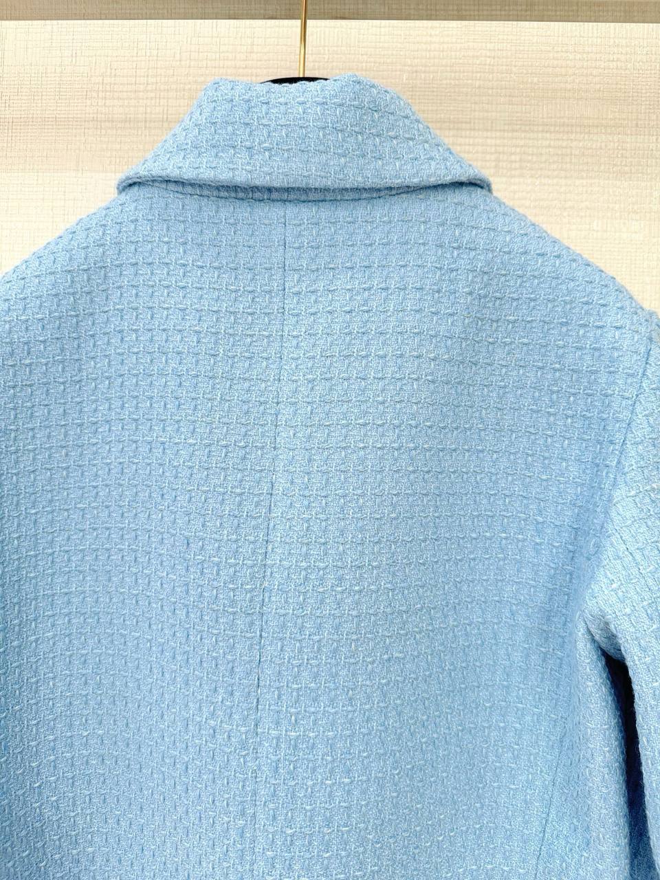 CHANEL Женский пиджак  CHANEL Женский пиджак
