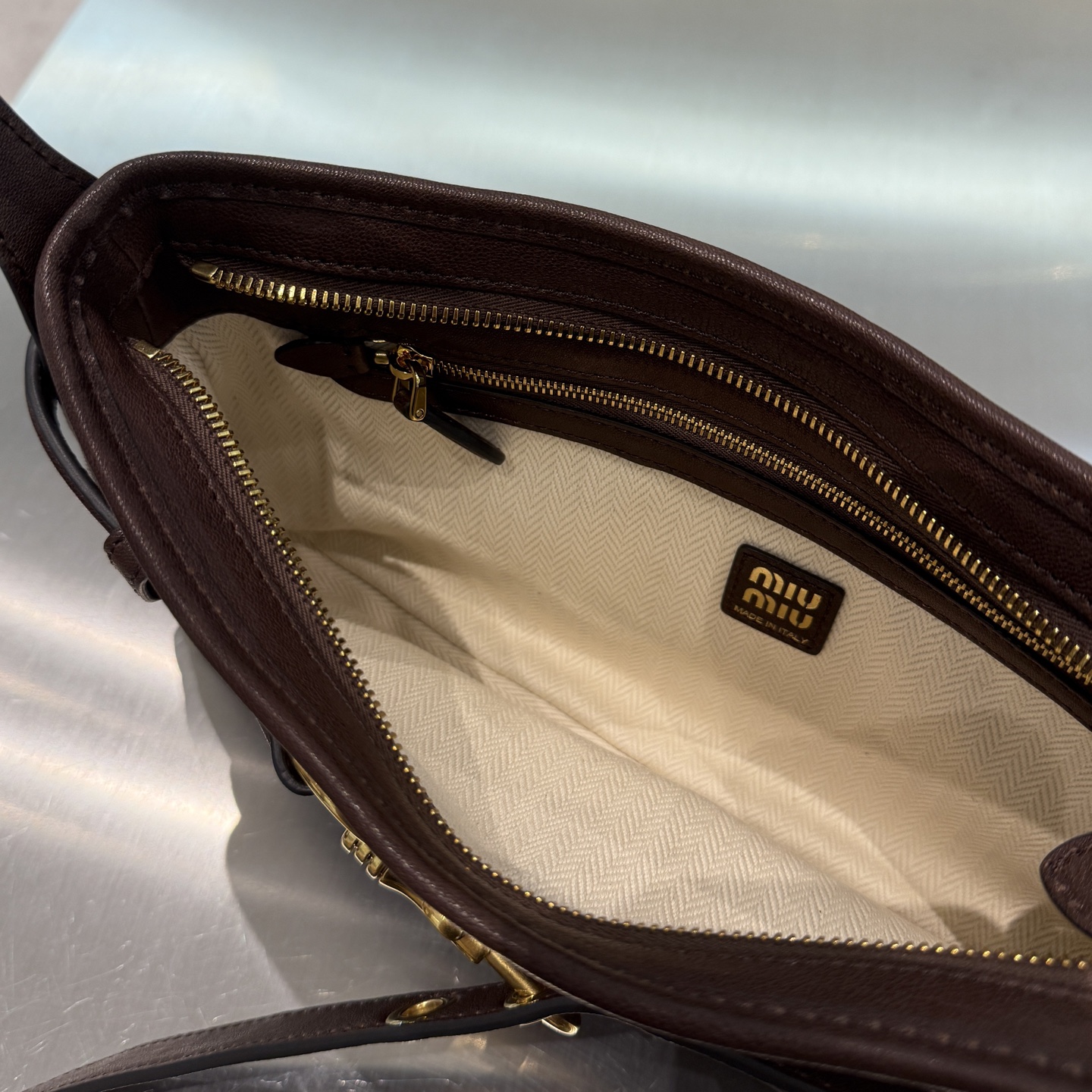 MIU MIU Женская сумка Aventure 