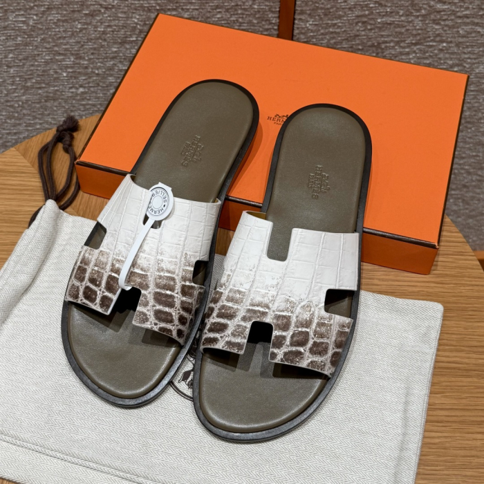 HERMES Мужские сандалии Izmir из кожи аллигатора