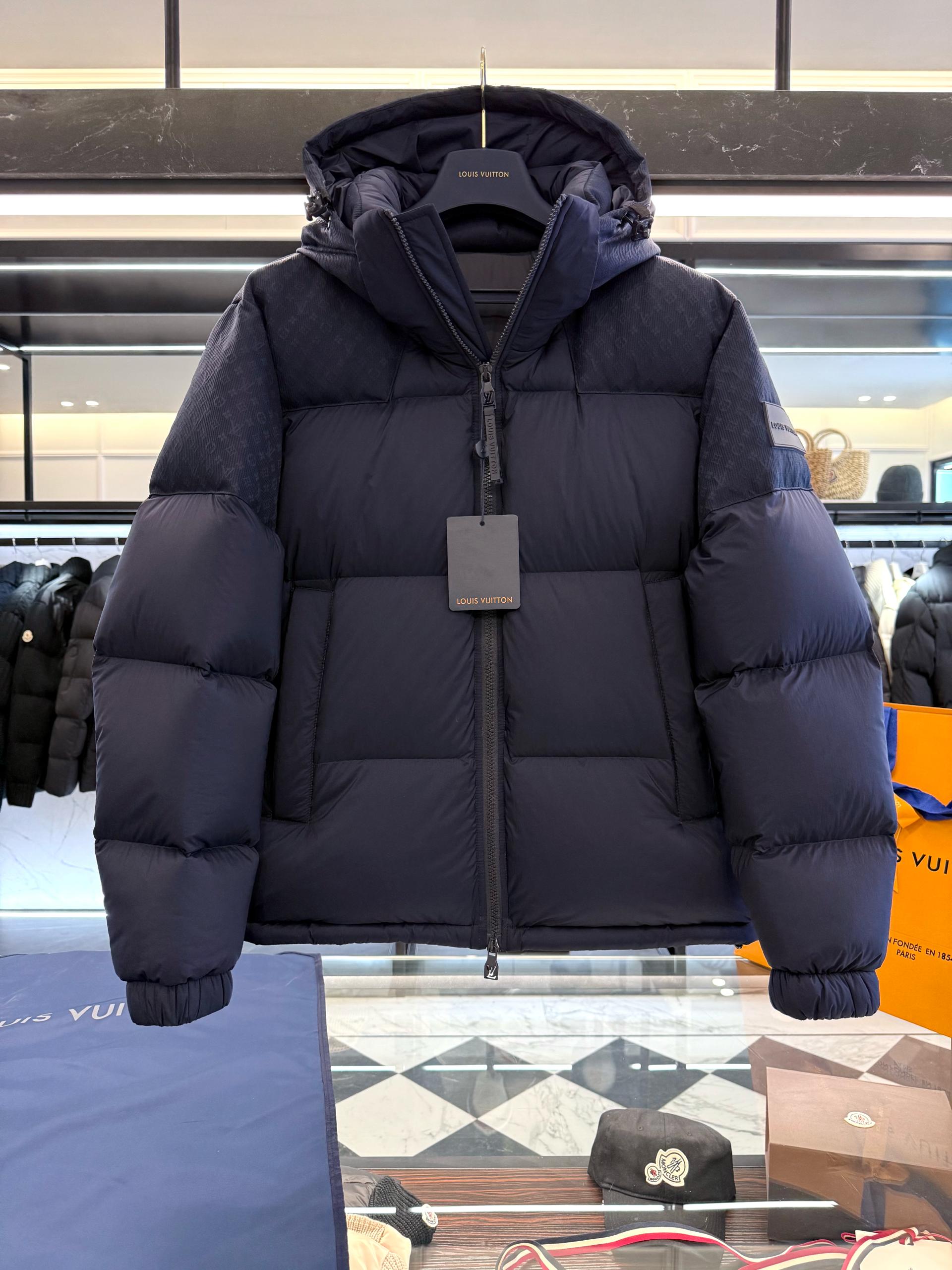 LOUIS VUITTON Мужской пуховик LOUIS VUITTON Мужской пуховик