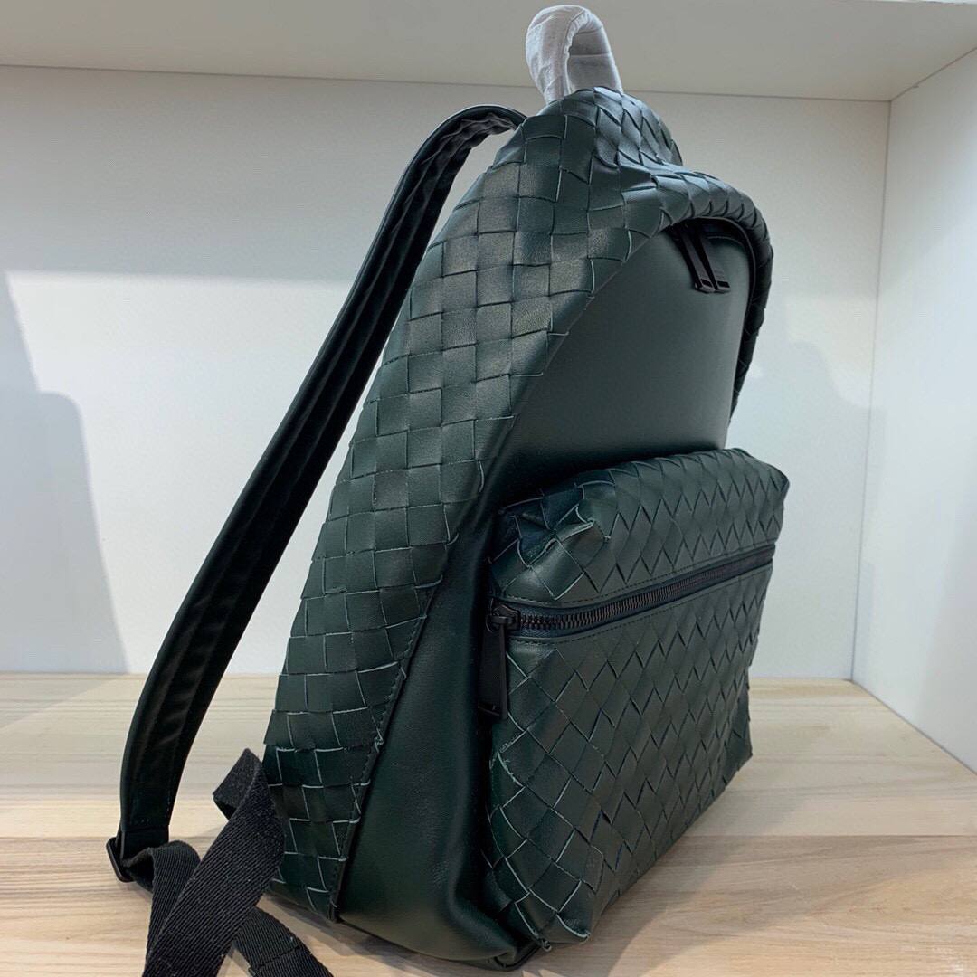 BOTTEGA VENETA (БОТТЕГА ВЕНЕТА) Мужской зеленый рюкзак 