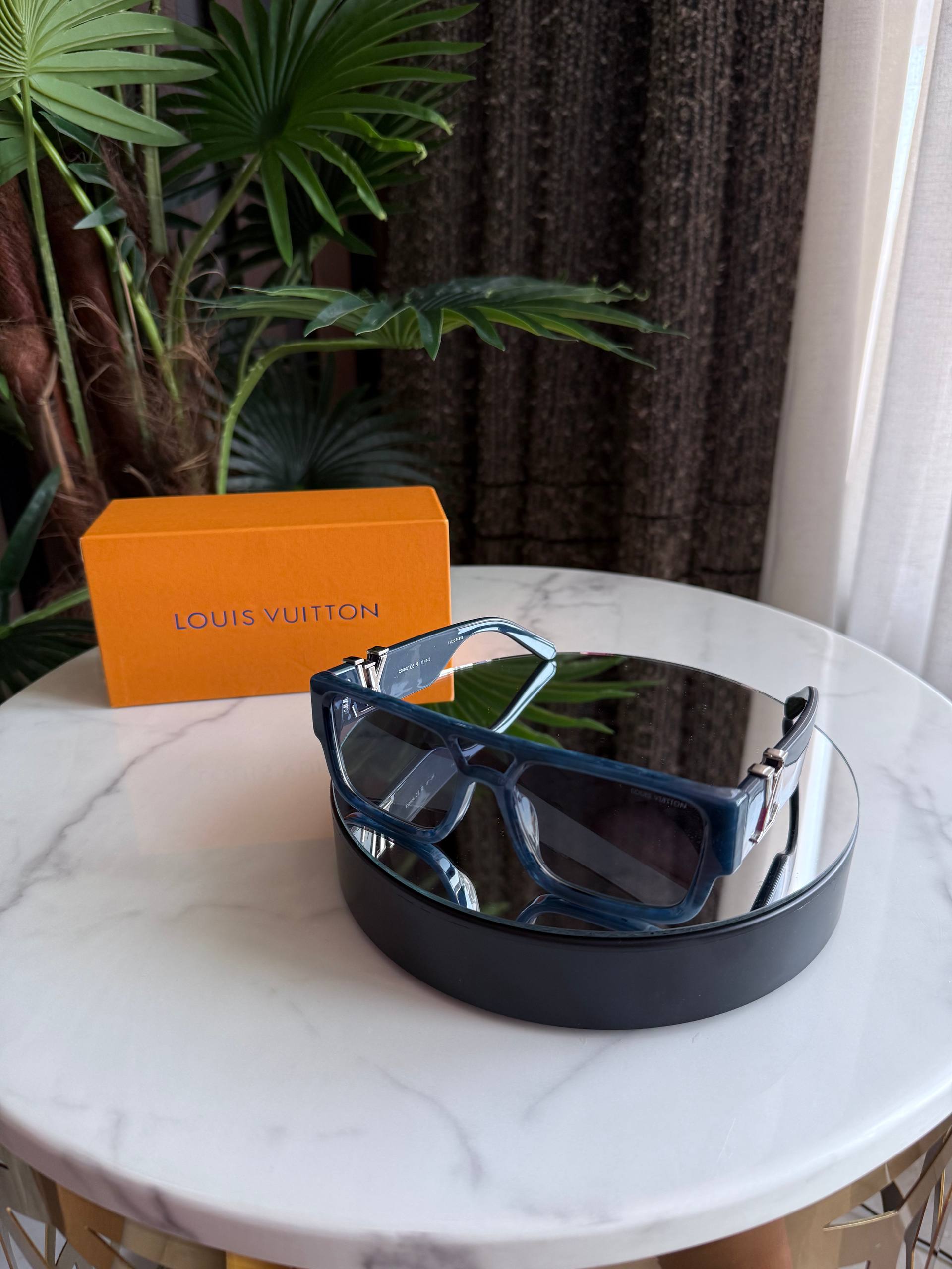 LOUIS VUITTON Мужские очки Z2090E LOUIS VUITTON Мужские очки Z2090E