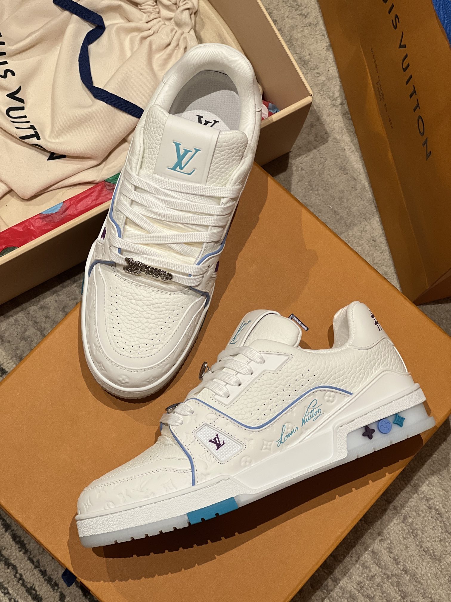 LOUIS VUITTON Кроссовки LV Trainer 25FW