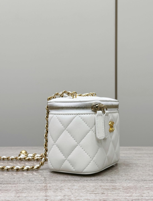 CHANEL Женская сумка Vanity Case Mini