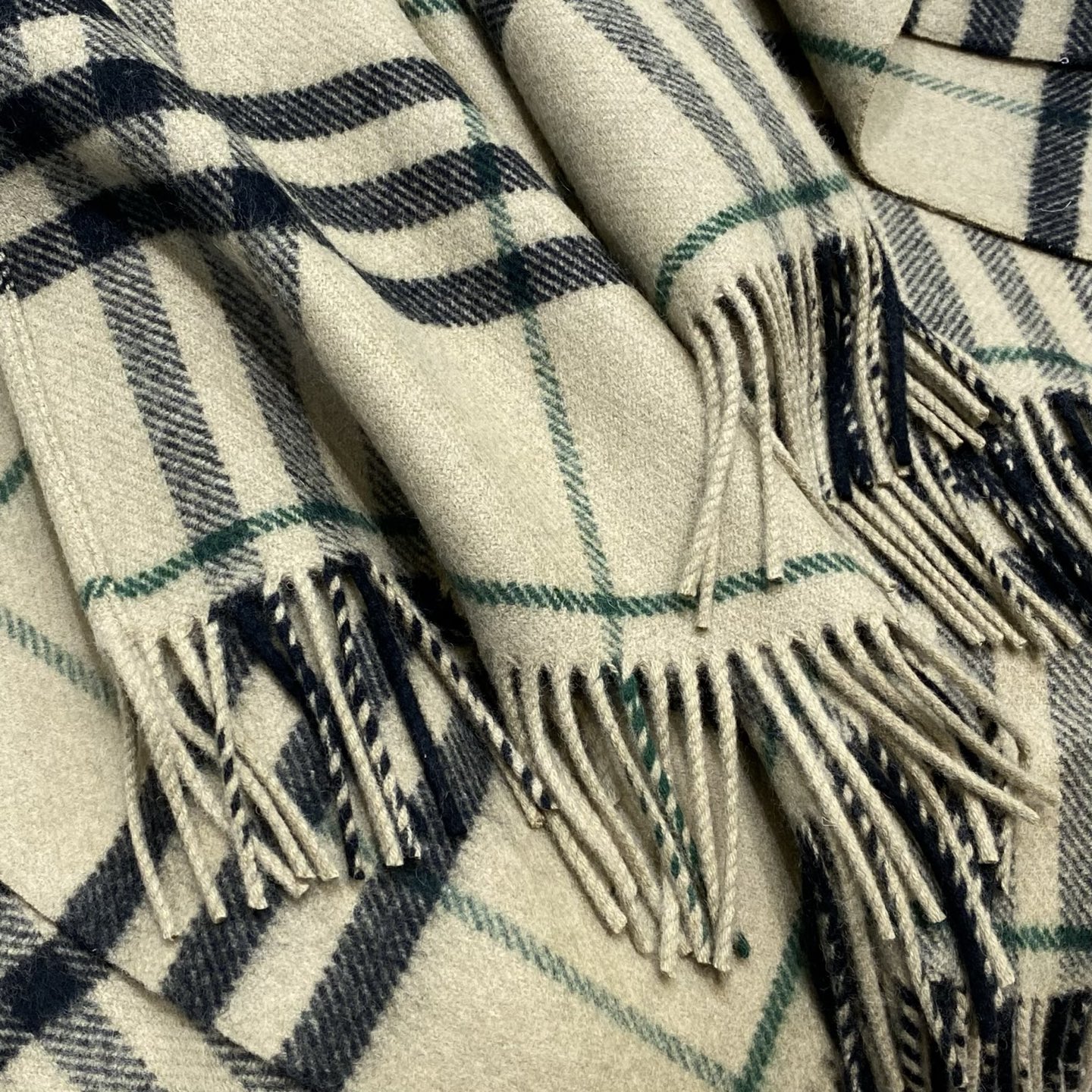 BURBERRY Женское пончо из кашемира BURBERRY Женское пончо из кашемира