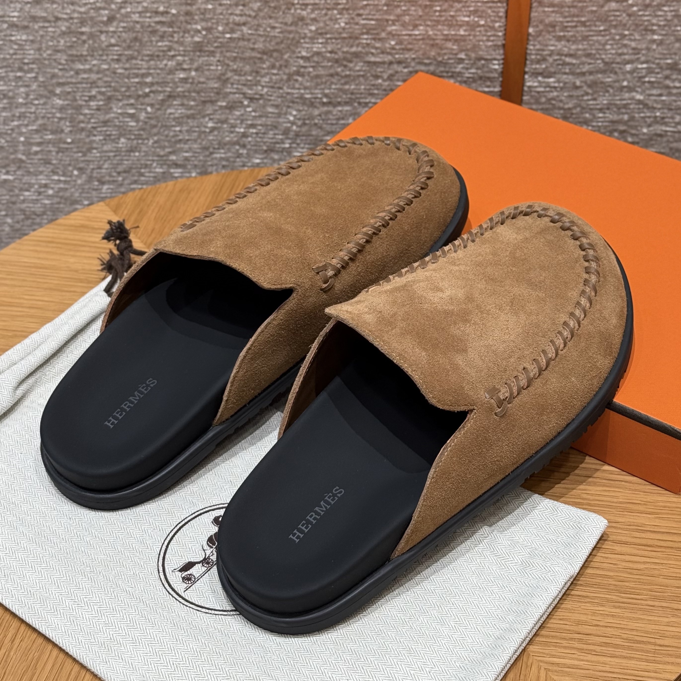 HERMES Мужские мюли Johan HERMES Мужские мюли Johan