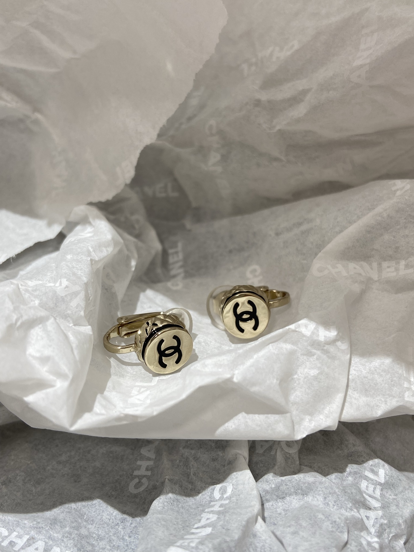 CHANEL Женские серьги CHANEL Женские серьги