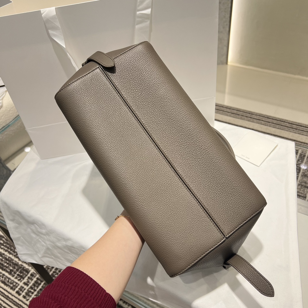 THE ROW Женская сумка EW Bowling Bag