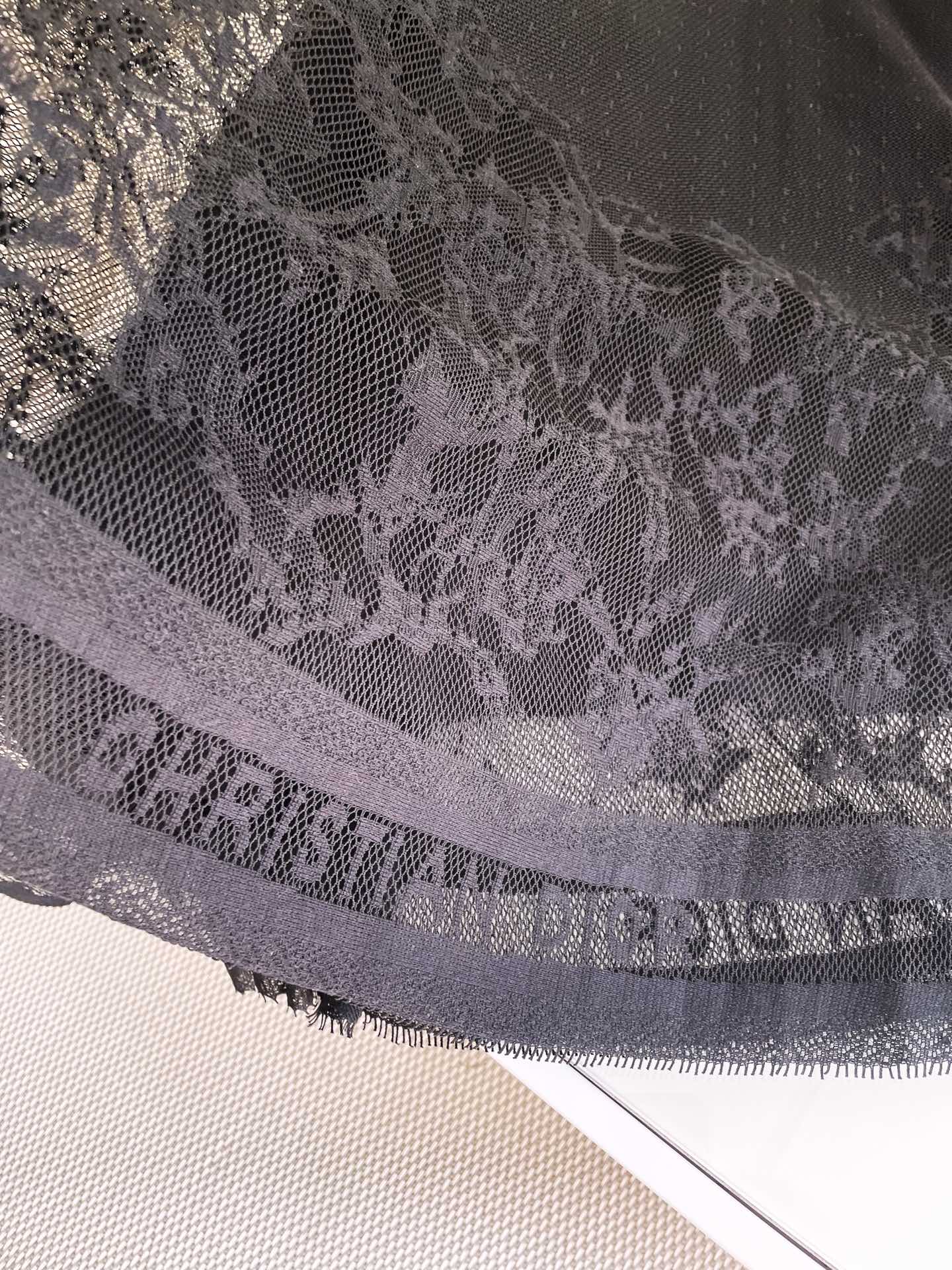 CHRISTIAN DIOR Женская юбка двойная CHRISTIAN DIOR Женская юбка двойная