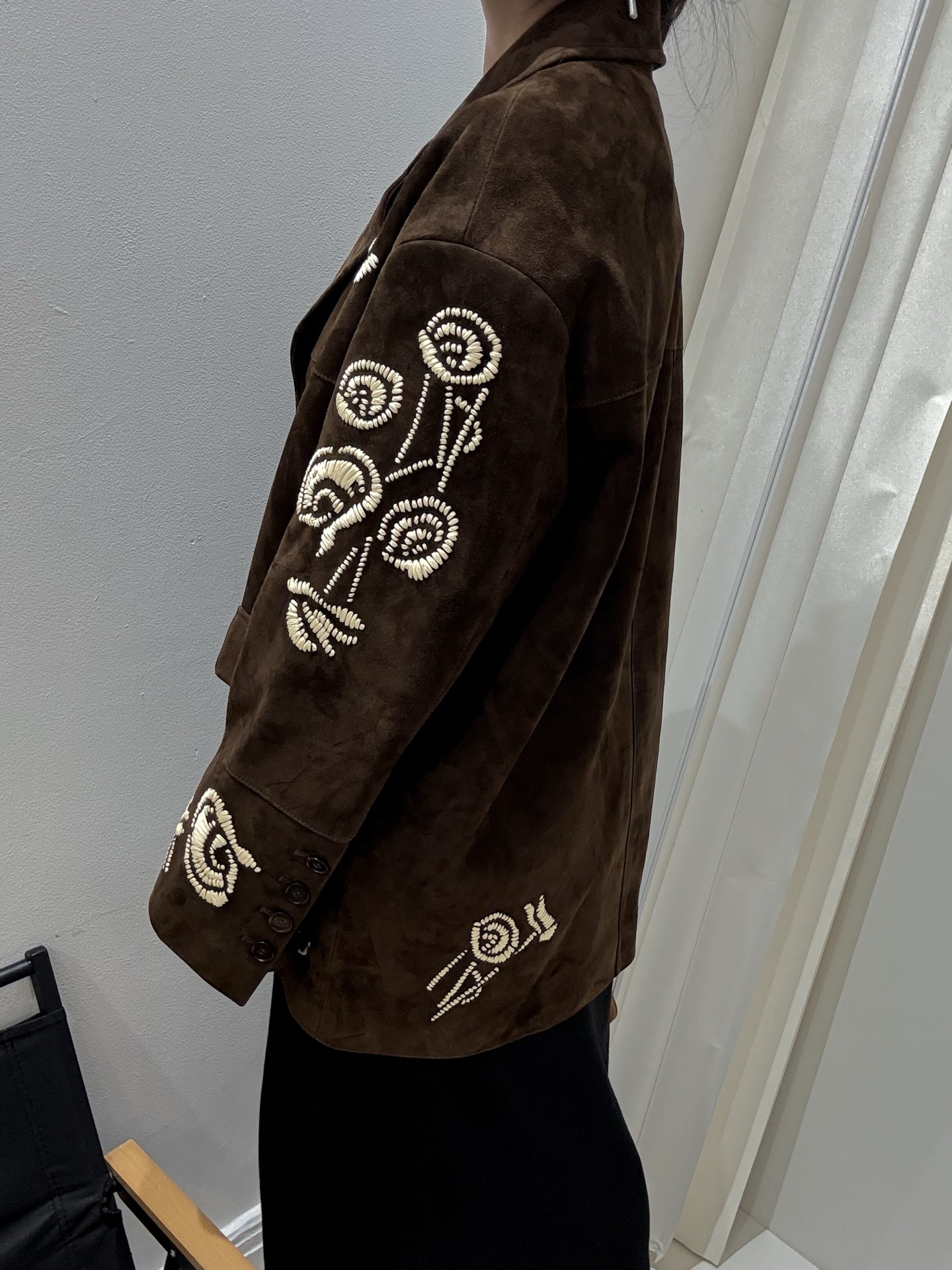 LORO PIANA Женская куртка из замши LORO PIANA Женская куртка из замши