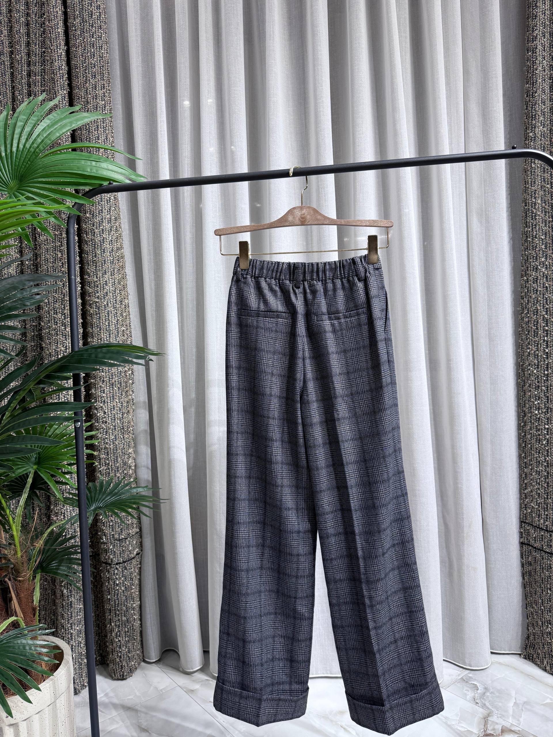 BRUNELLO CUCINELLI Женский классический костюм двойка BRUNELLO CUCINELLI Женский классический костюм двойка