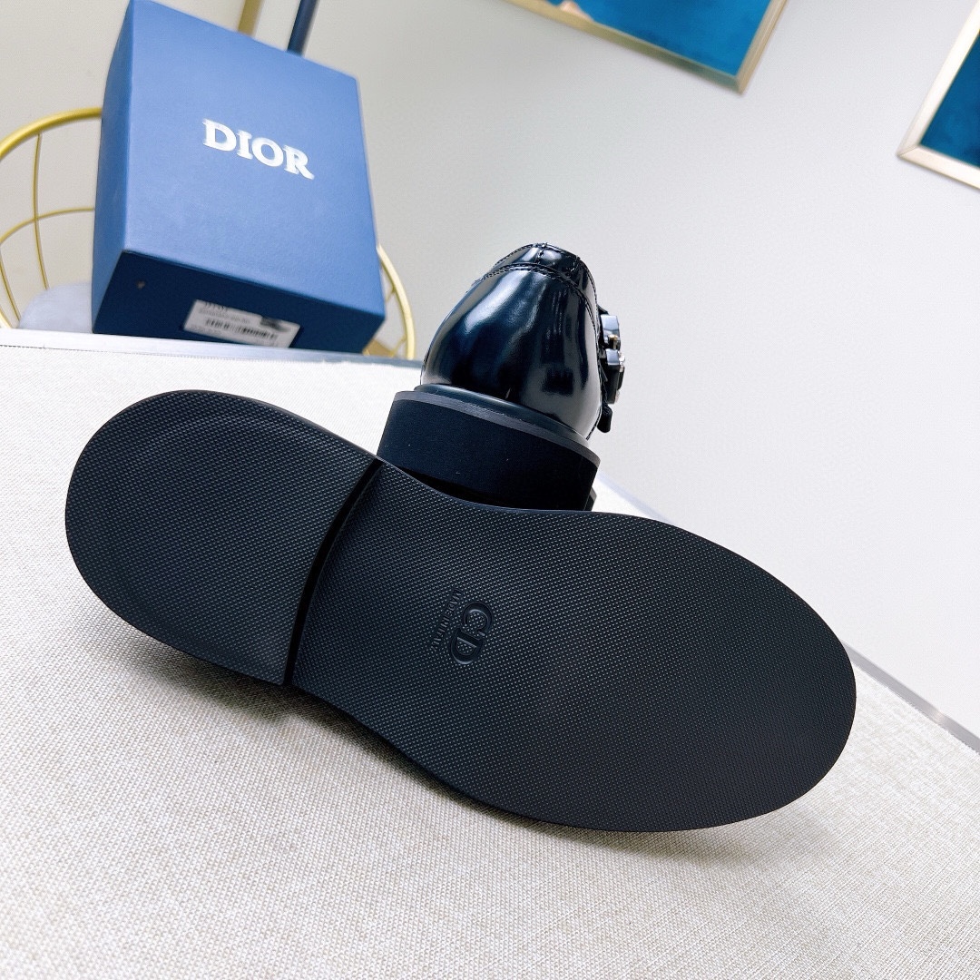 CHRISTIAN DIOR Мужские туфли броги CHRISTIAN DIOR Мужские туфли броги