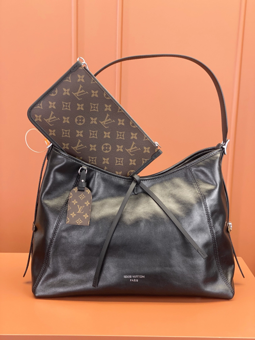 LOUIS VUITTON Женская сумка CarryAll Vibe MM М25143