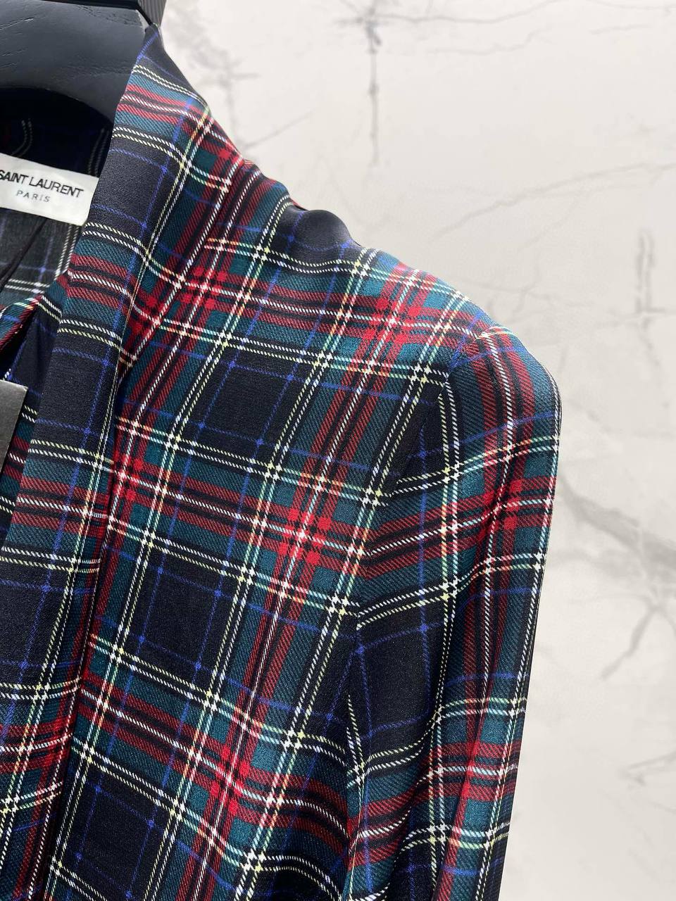 SAINT LAURENT Женская шёлковая рубашка SAINT LAURENT Женская шёлковая рубашка