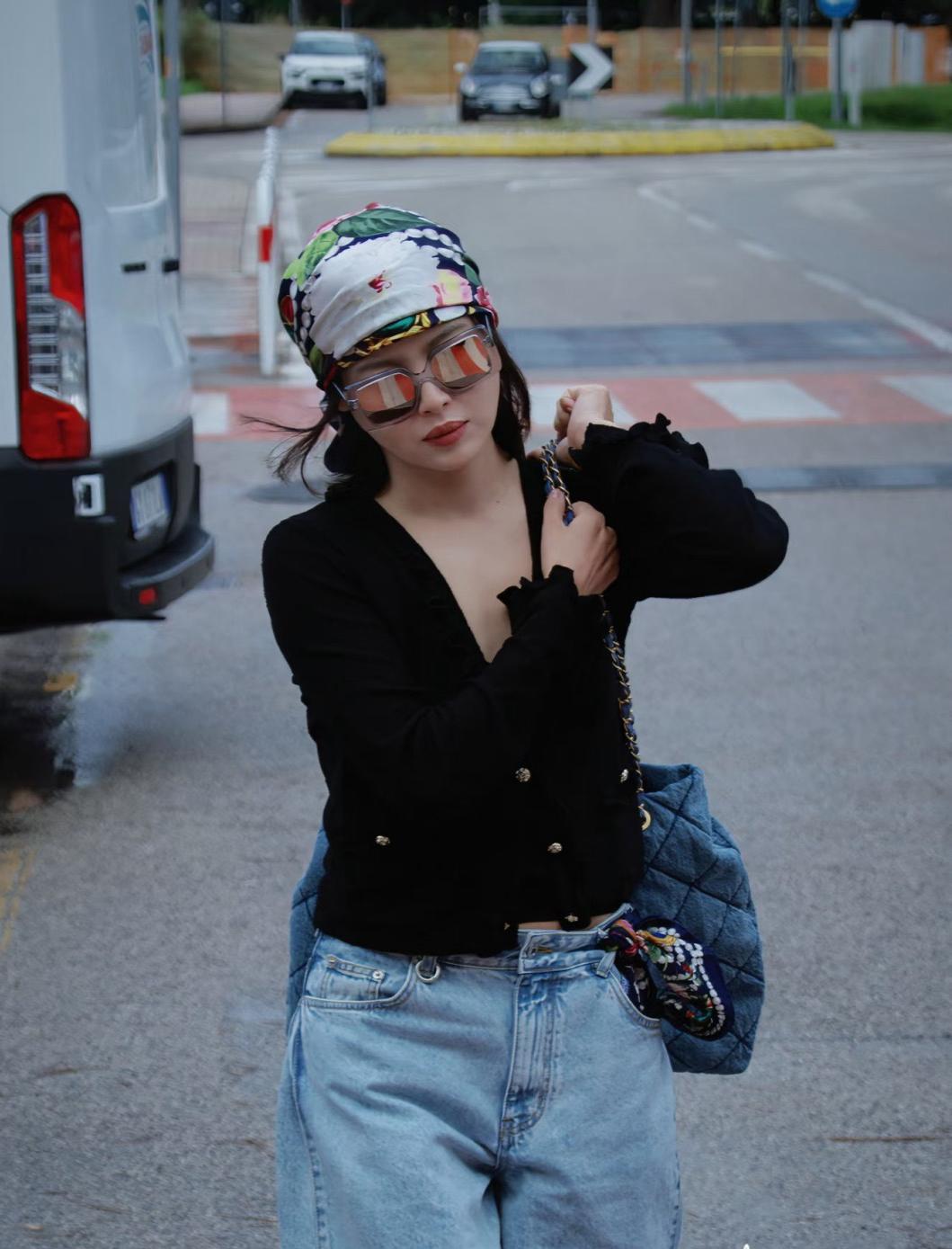 CHANEL Женский кардиган CHANEL Женский кардиган