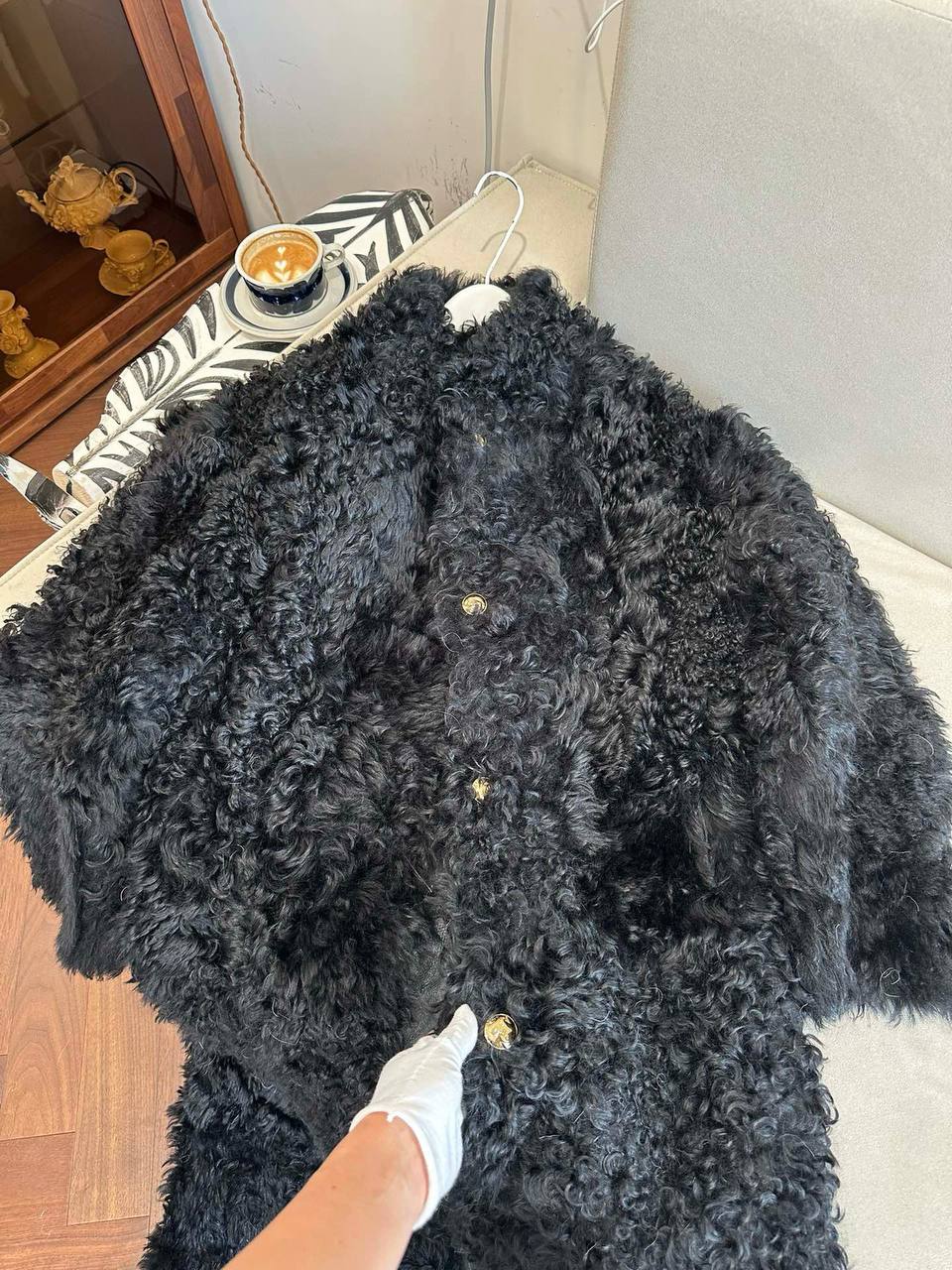 FENDI Женская шуба из овчины 