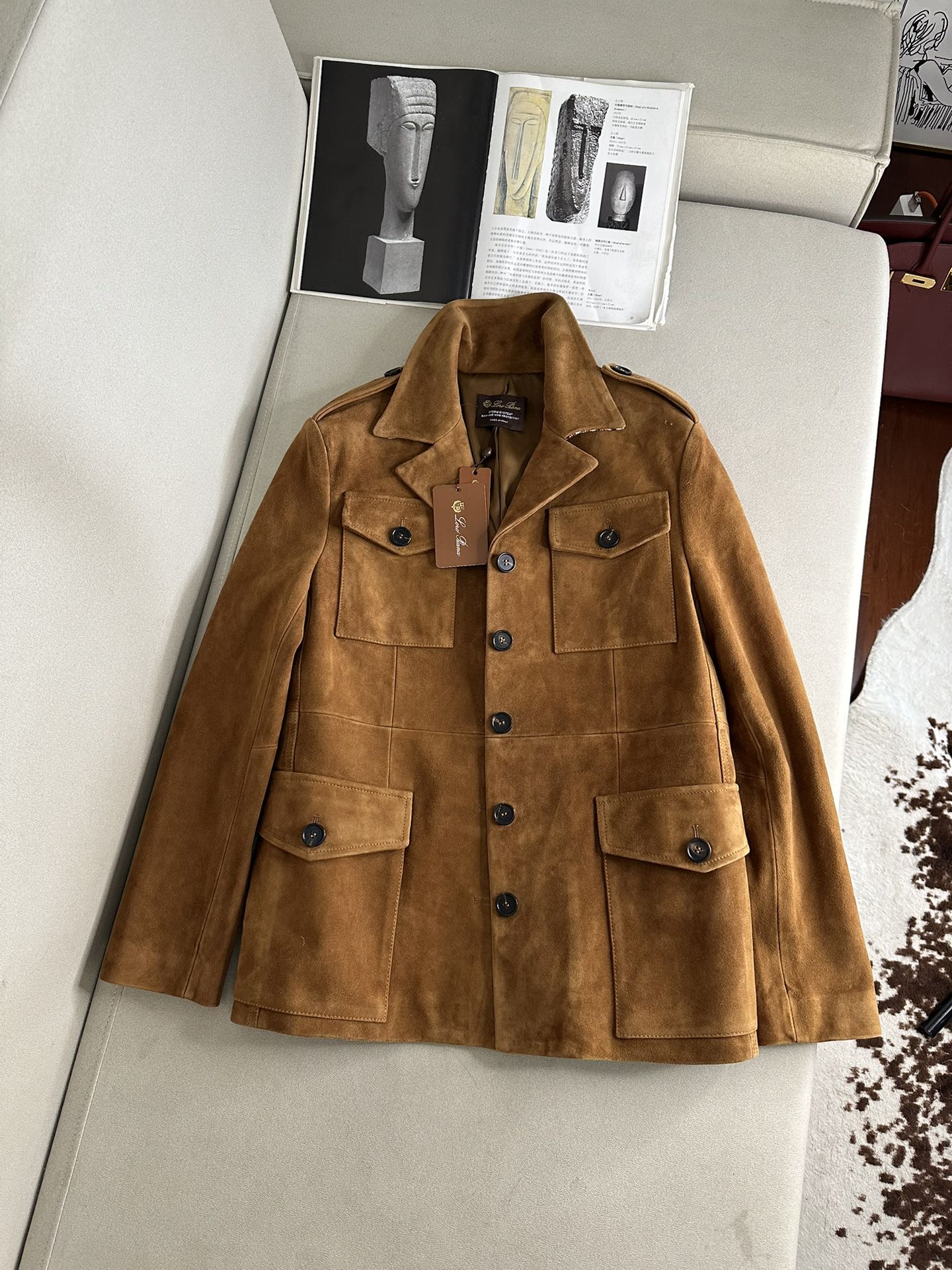 LORO PIANA Женская куртка из замши LORO PIANA Женская куртка из замши