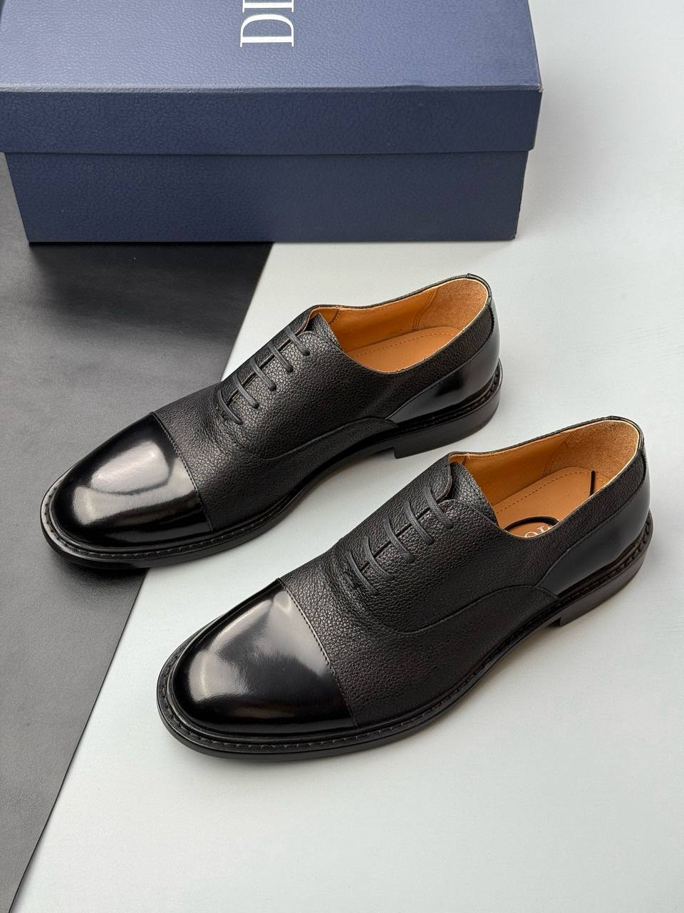 CHRISTIAN DIOR Мужские туфли CHRISTIAN DIOR Мужские туфли