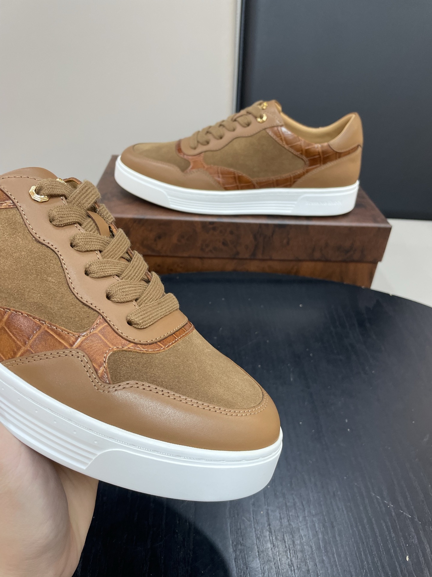 STEFANO RICCI Мужские кроссовки с комбинированным верхом из гладкой кожи и бархатистой замши 