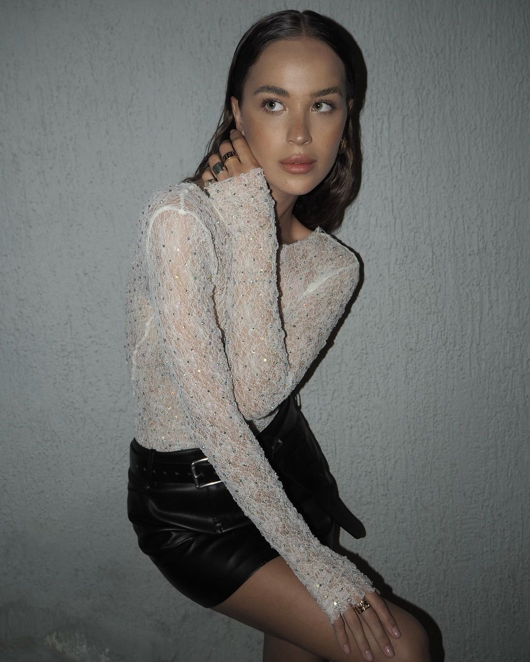 SAINT LAURENT Женский лонгслив  SAINT LAURENT Женский лонгслив