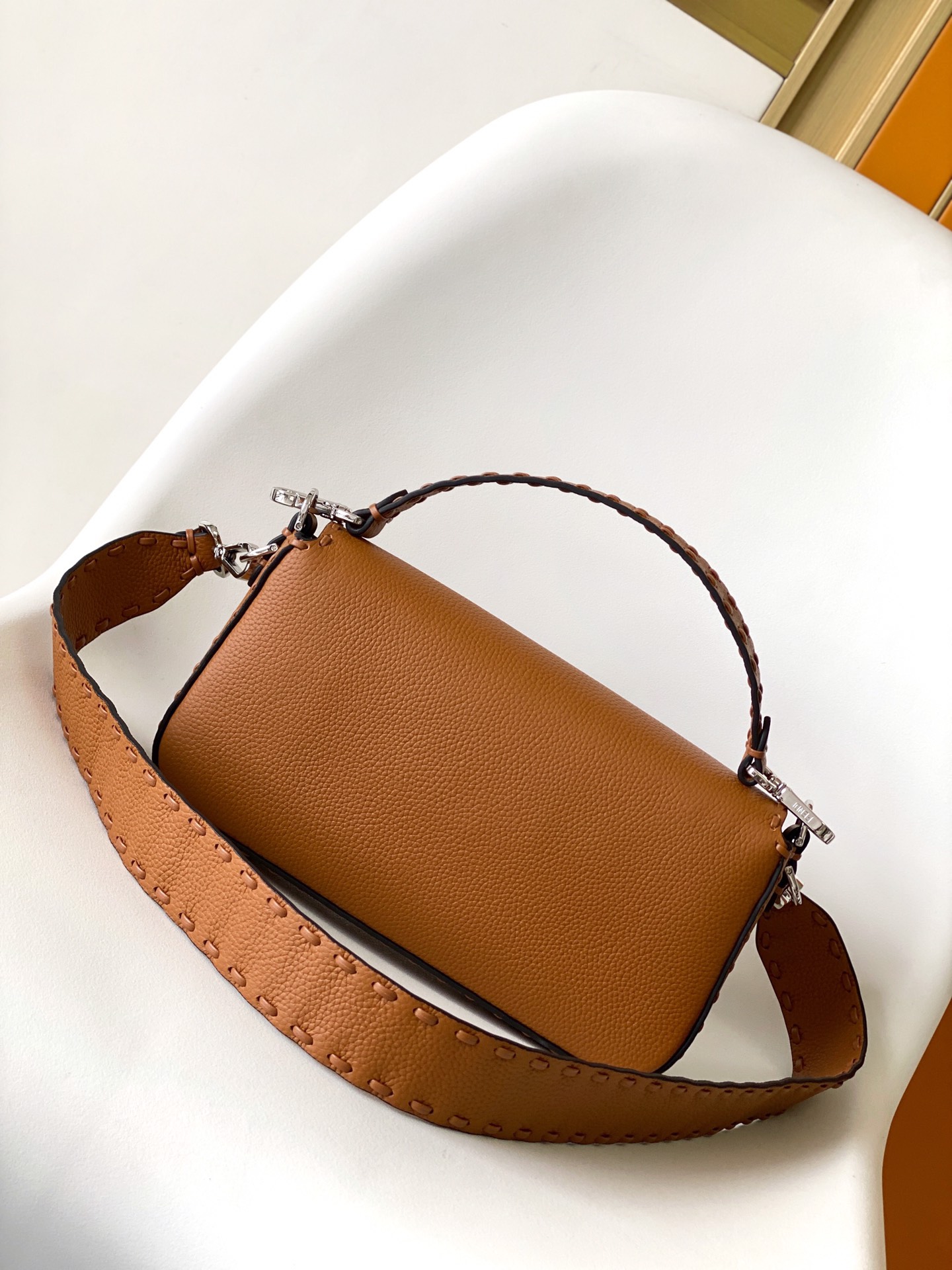 FENDI Женская сумка baguette 