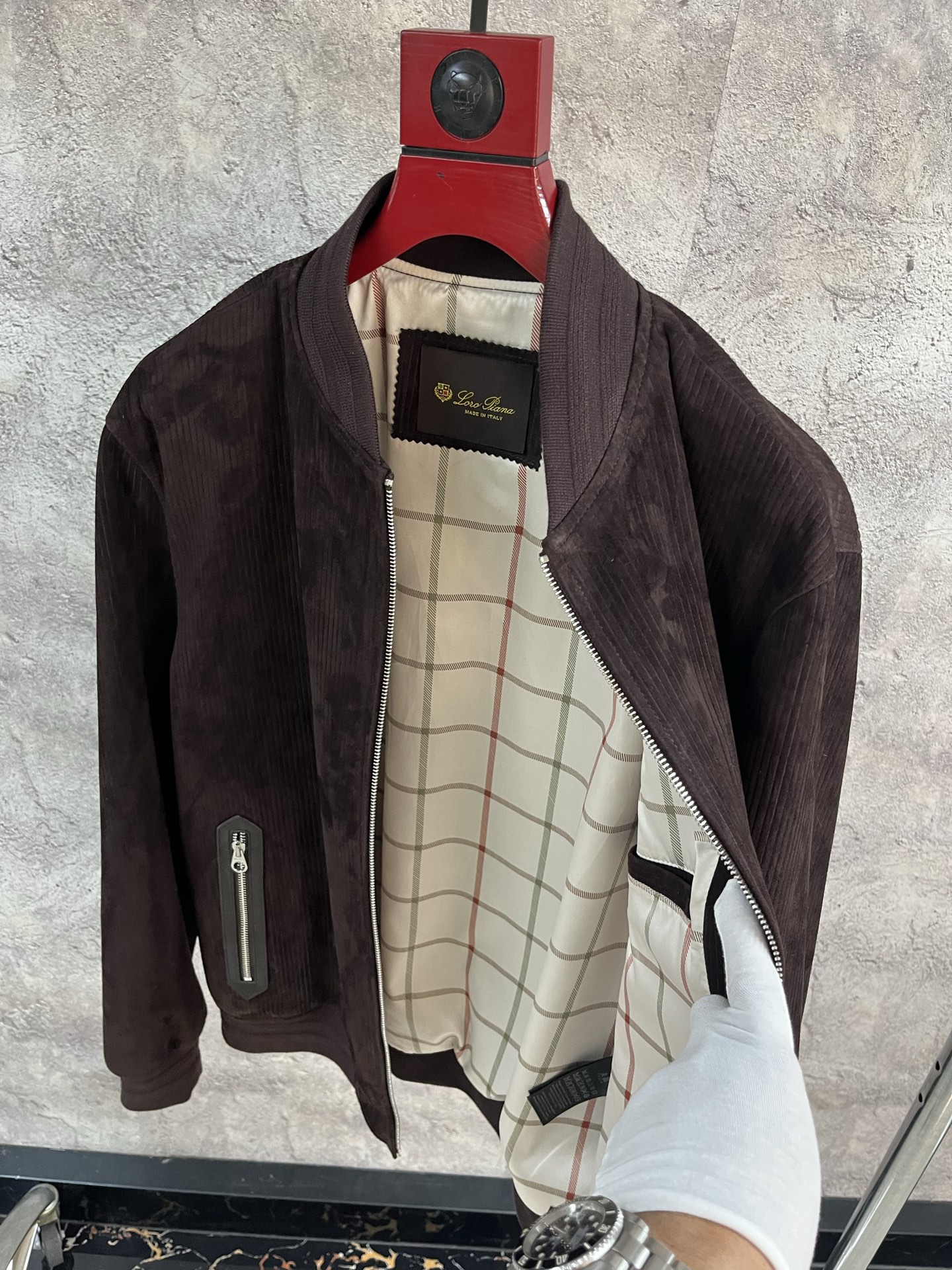LORO PIANA Мужская куртка из замши LORO PIANA Мужская куртка из замши
