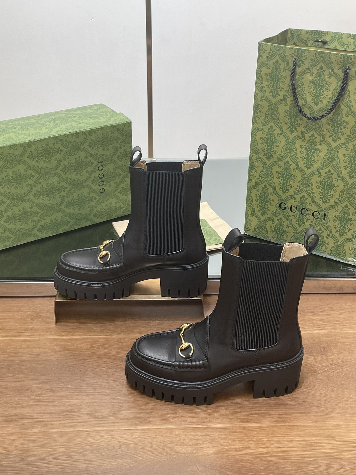 GUCCI Женские ботинки Horsebit GUCCI Женские ботинки Horsebit