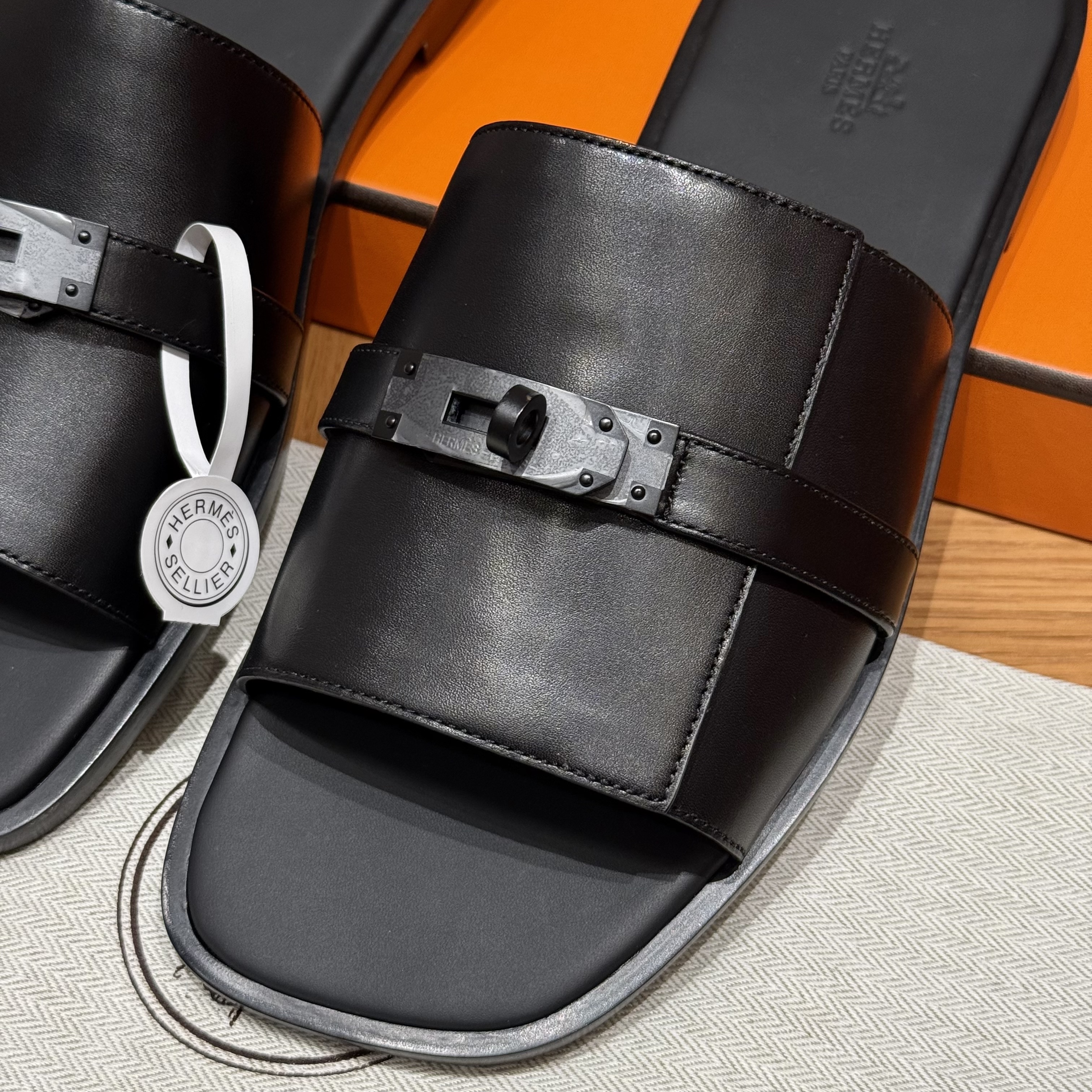 HERMES Мужские сандалии Gabriel HERMES Мужские сандалии Gabriel