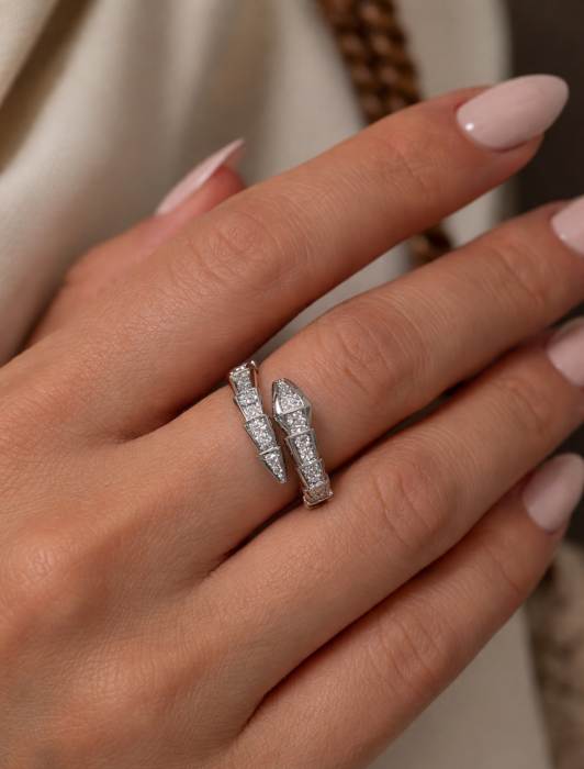 BVLGARI Кольцо Serpenti белое золото и бриллинаты