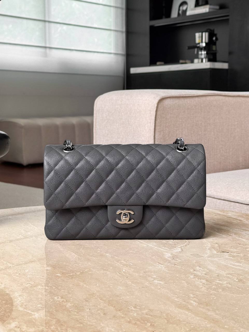 CHANEL Женская сумка Classic Flap CF25 CHANEL Женская сумка Classic Flap CF25