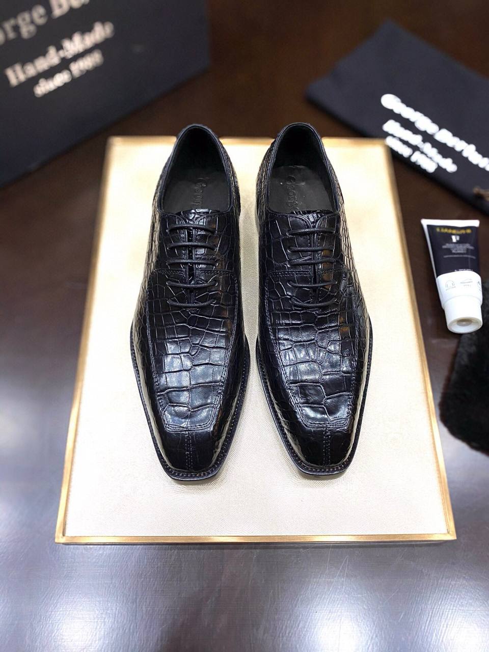 BERLUTI Мужские туфли из кожи крокодила BERLUTI Мужские туфли из кожи крокодила