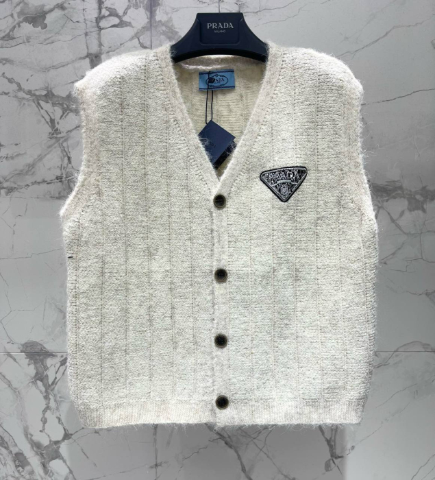 CHANEL Женский жилет