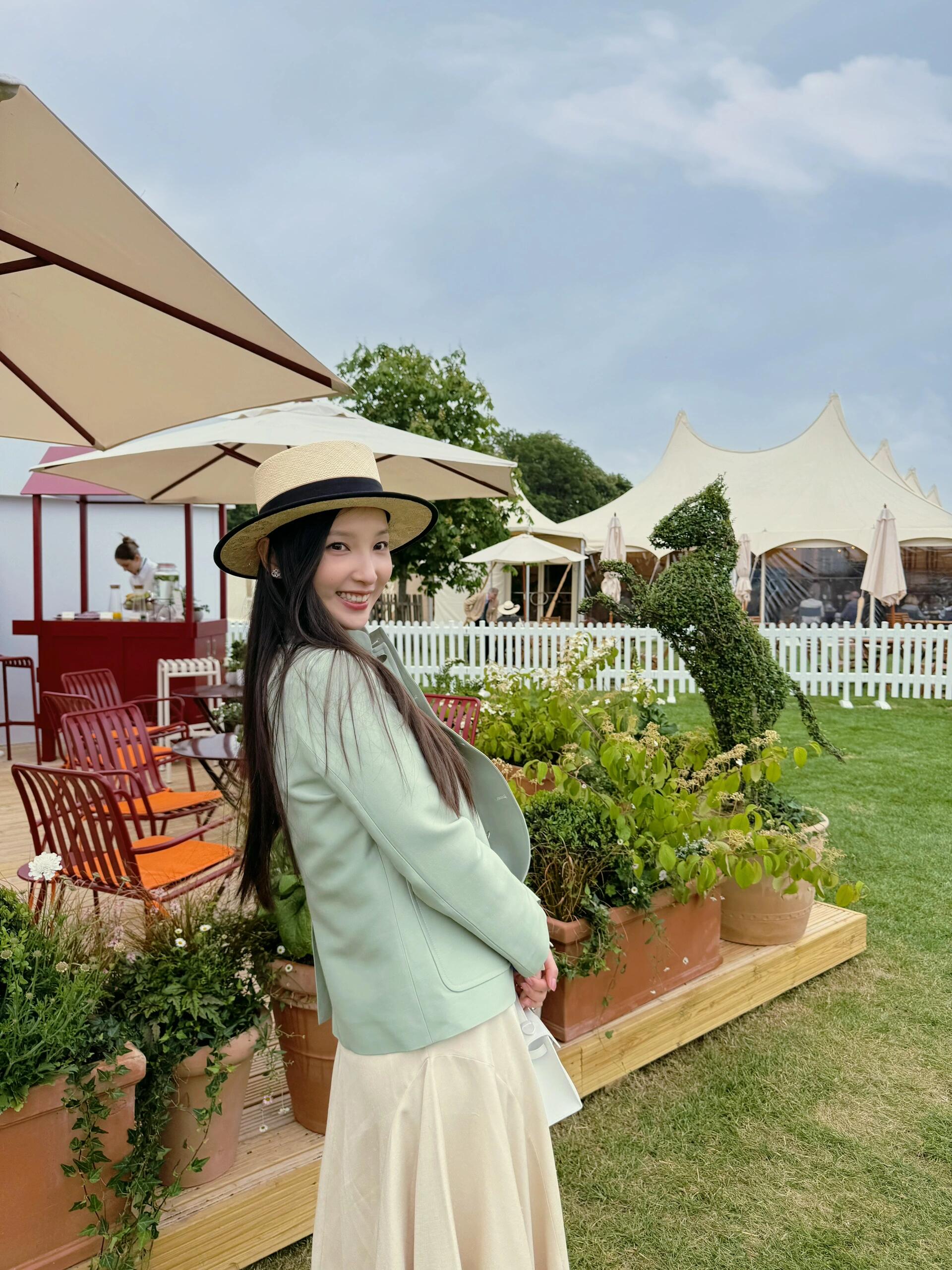 LORO PIANA Женский шёлковый пиджак LORO PIANA Женский шёлковый пиджак