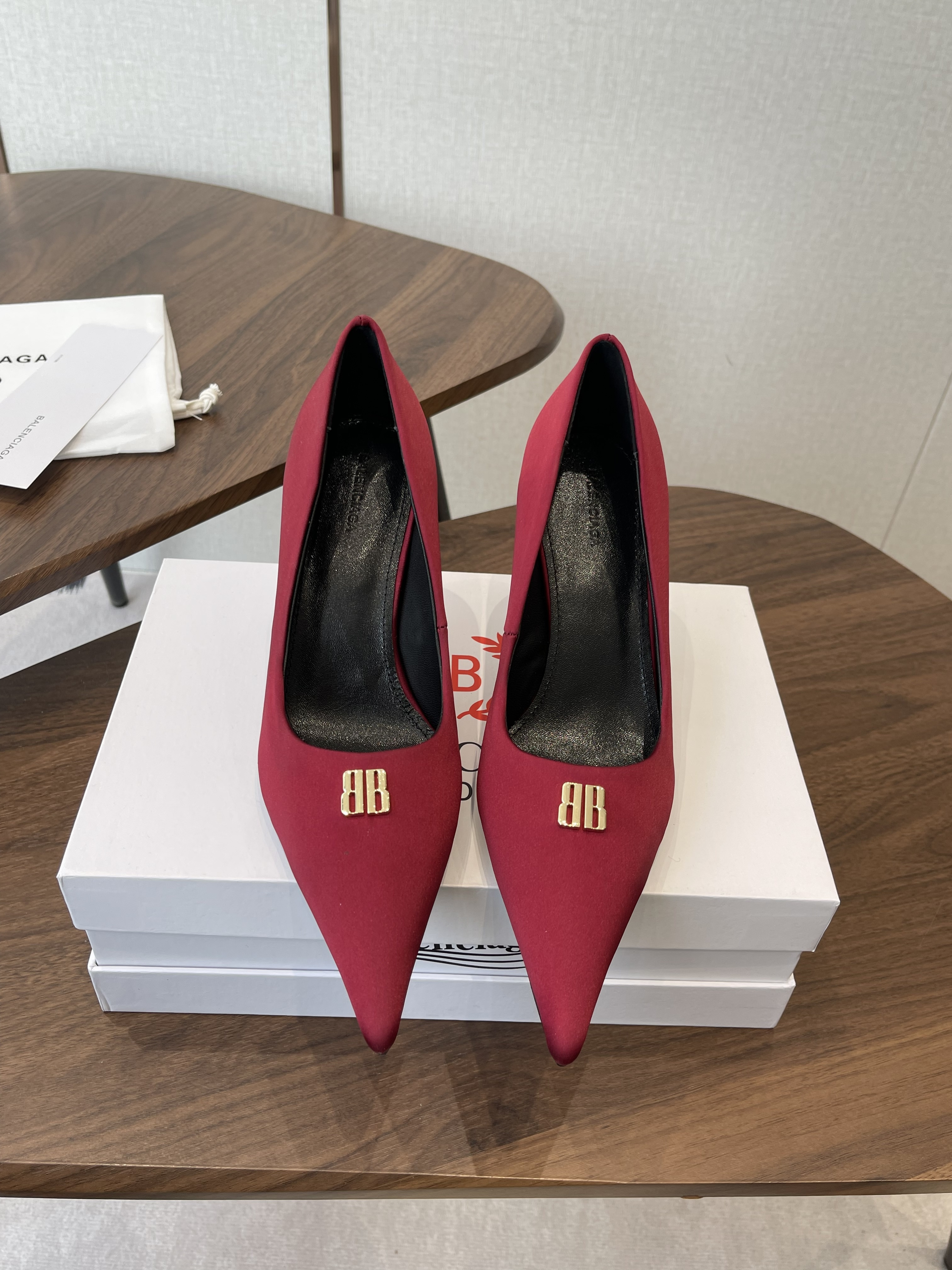 BALENCIAGA Женские туфли 