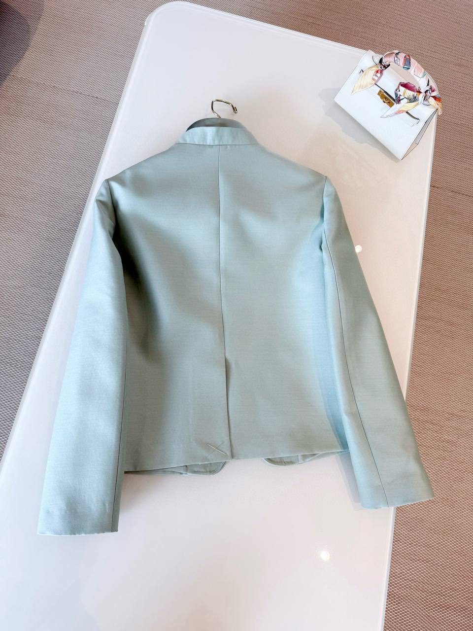 LORO PIANA Женский шёлковый пиджак LORO PIANA Женский шёлковый пиджак