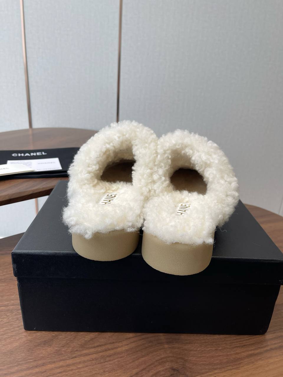 CHANEL Женские мюли CHANEL Женские мюли