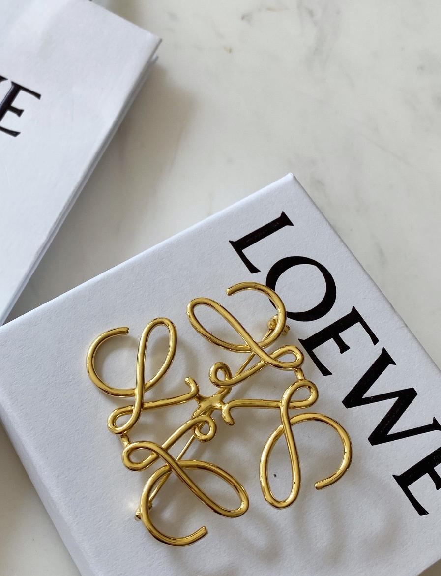 LOEWE Женская брошь LOEWE Женская брошь