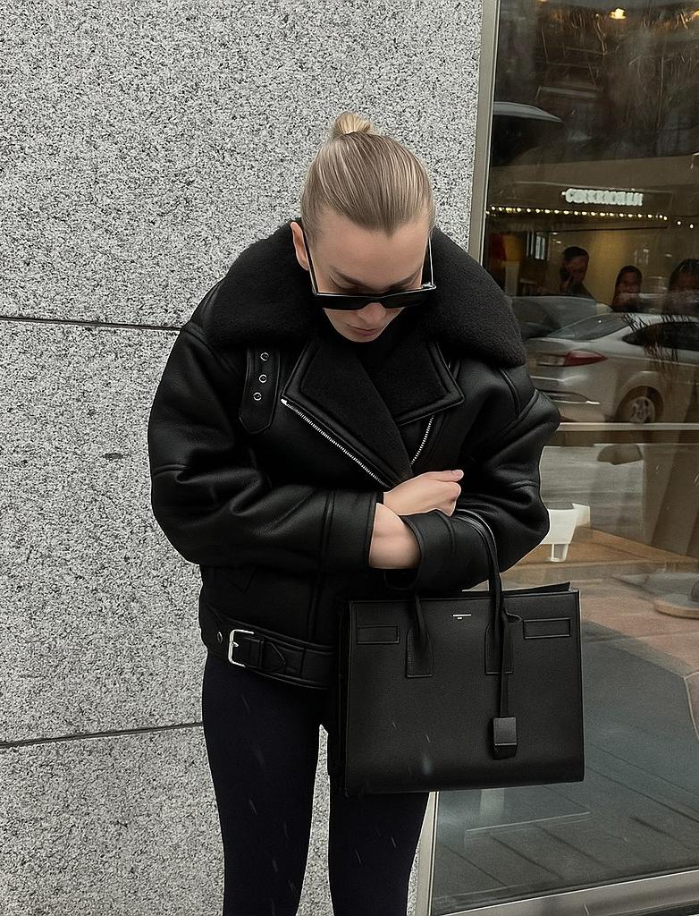 ACNE STUDIOS Женская дубленка из овчины ACNE STUDIOS Женская дубленка из овчины