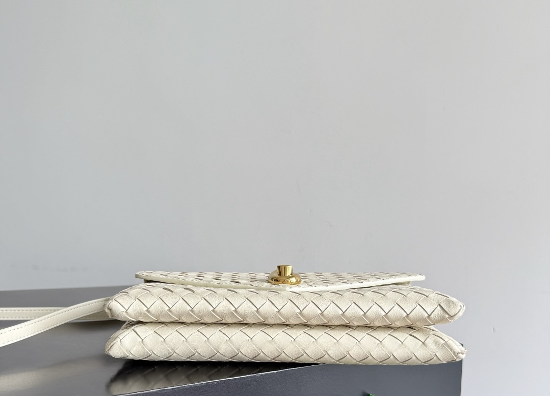 BOTTEGA VENETA Сумка Knot Lock