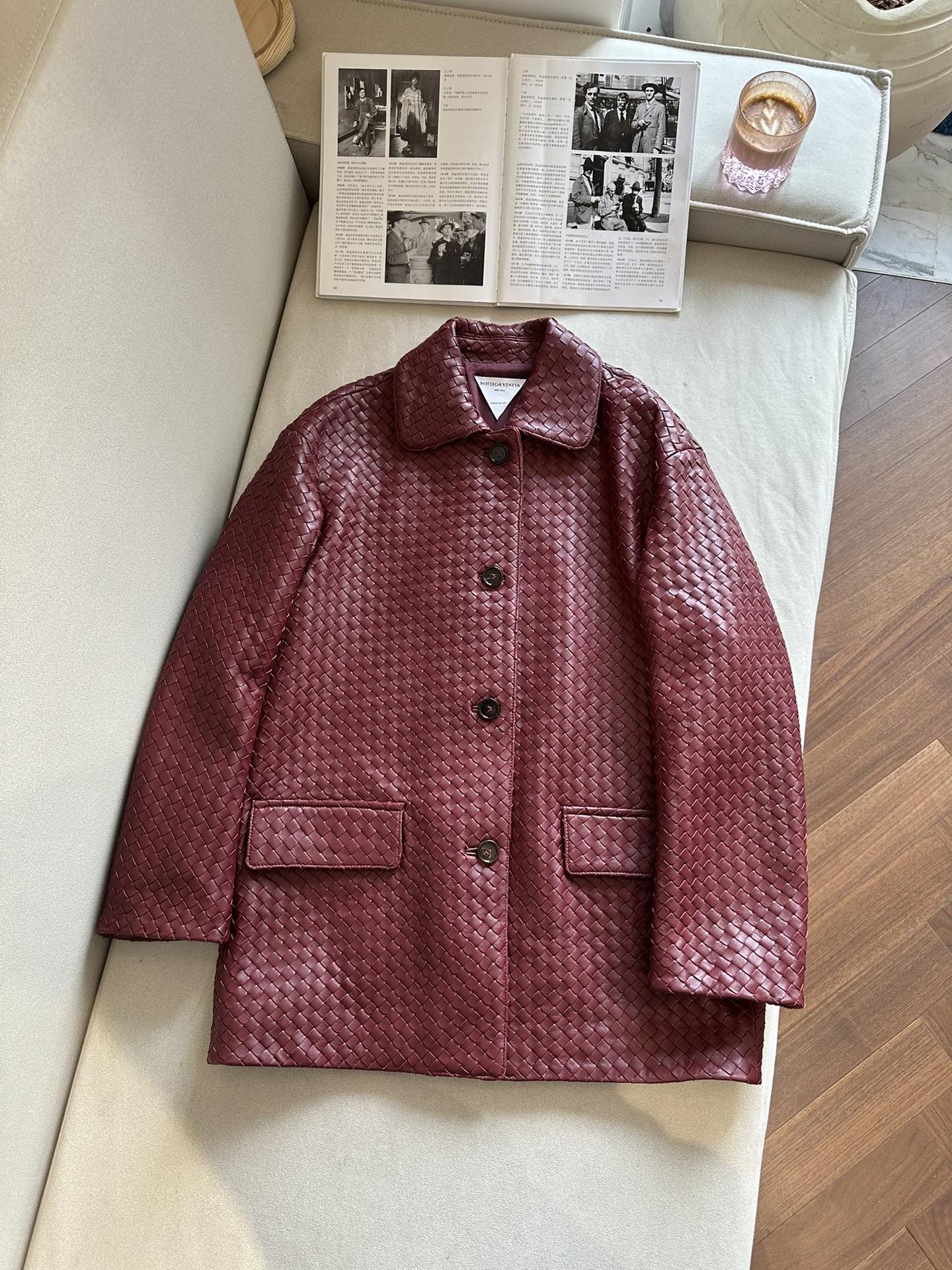 BOTTEGA VENETA Женская кожаная рубашка BOTTEGA VENETA Женская кожаная рубашка