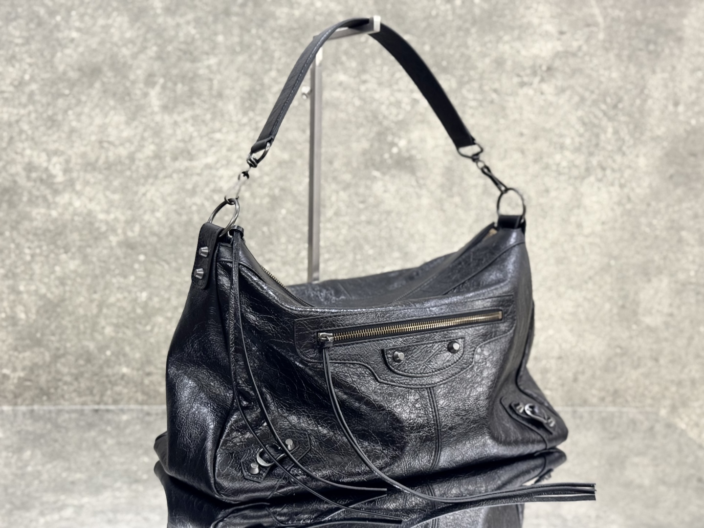 BALENCIAGA Женская сумка City Moto BALENCIAGA Женская сумка City Moto