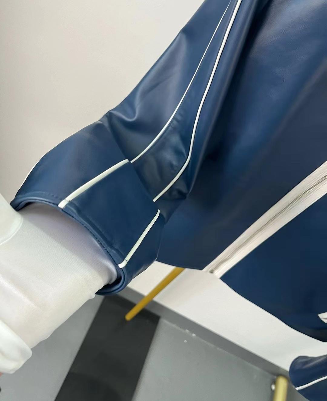 VALENTINO Мужская кожаная куртка VALENTINO Мужская кожаная куртка