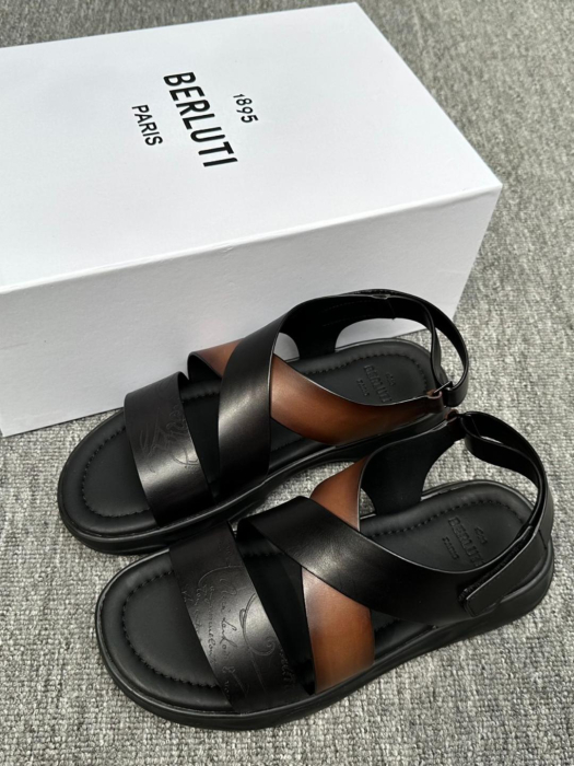 BERLUTI Мужские сандалии