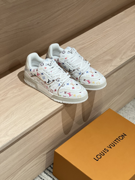 LOUIS VUITTON Кроссовки LV x TM кроссовки LV Trainer