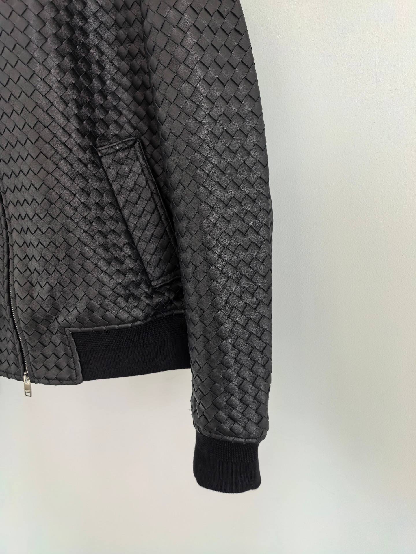 BOTTEGA VENETA Мужская кожаная куртка BOTTEGA VENETA Мужская кожаная куртка