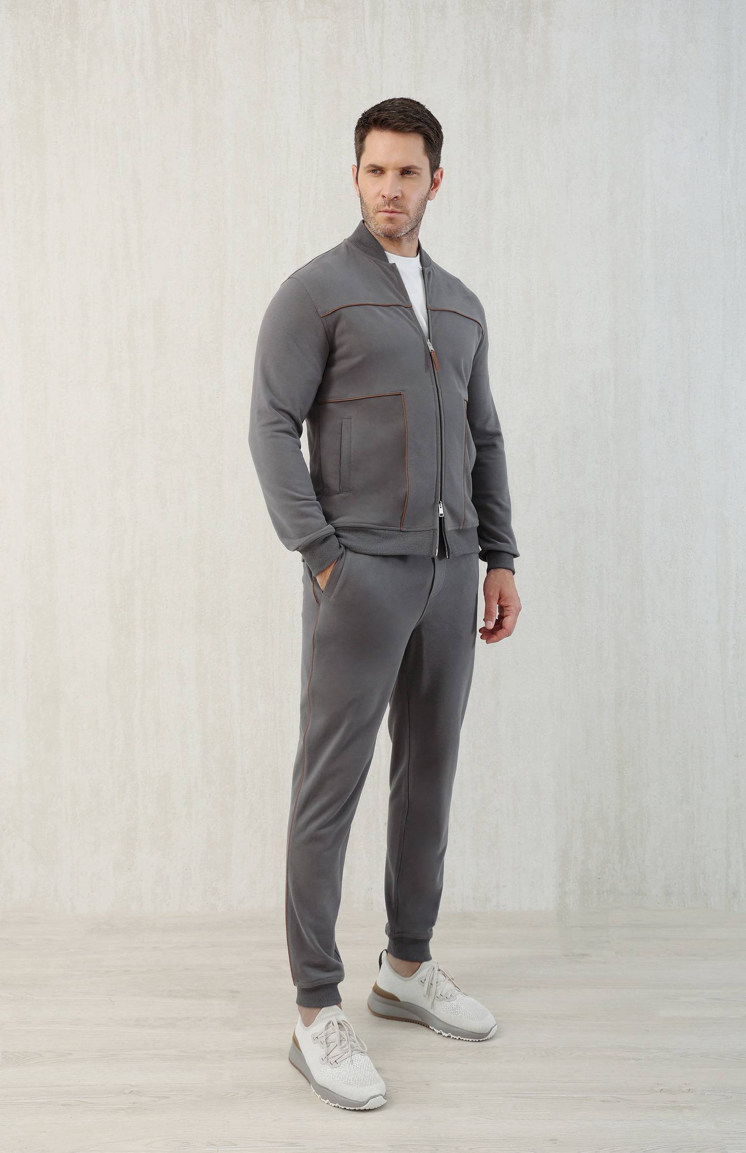 BRUNELLO CUCINELLI Мужской костюм