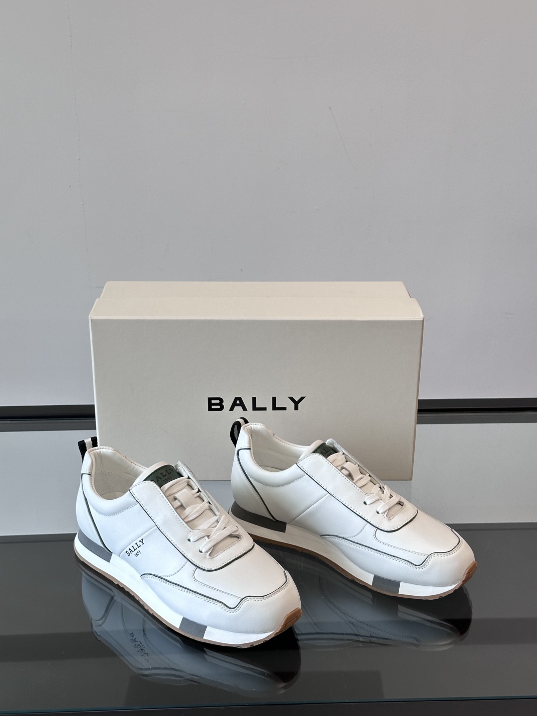 BALLY Мужские кроссовки телячья кожа BALLY Мужские кроссовки телячья кожа