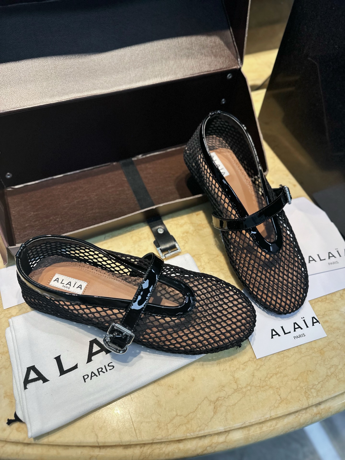ALAIA Женские балетки с сеткой ALAIA Женские балетки с сеткой