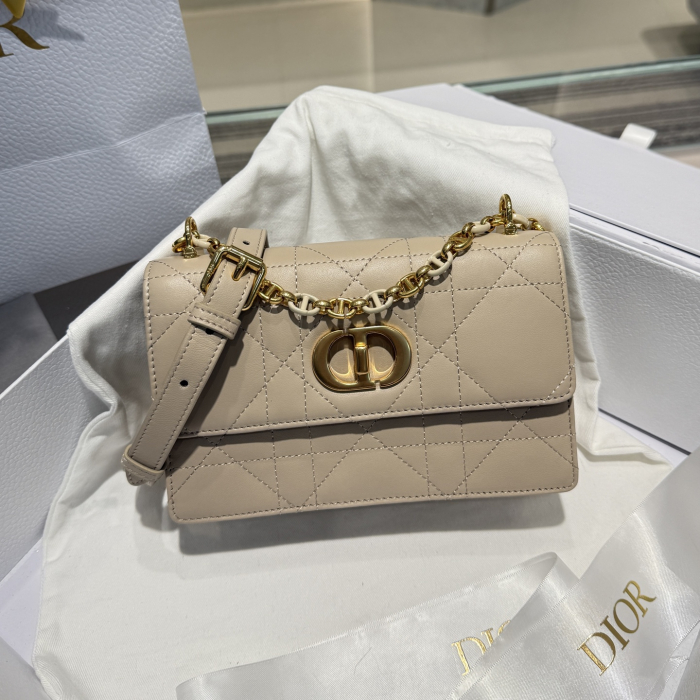 CHRISTIAN DIOR Женская сумка Miss caro