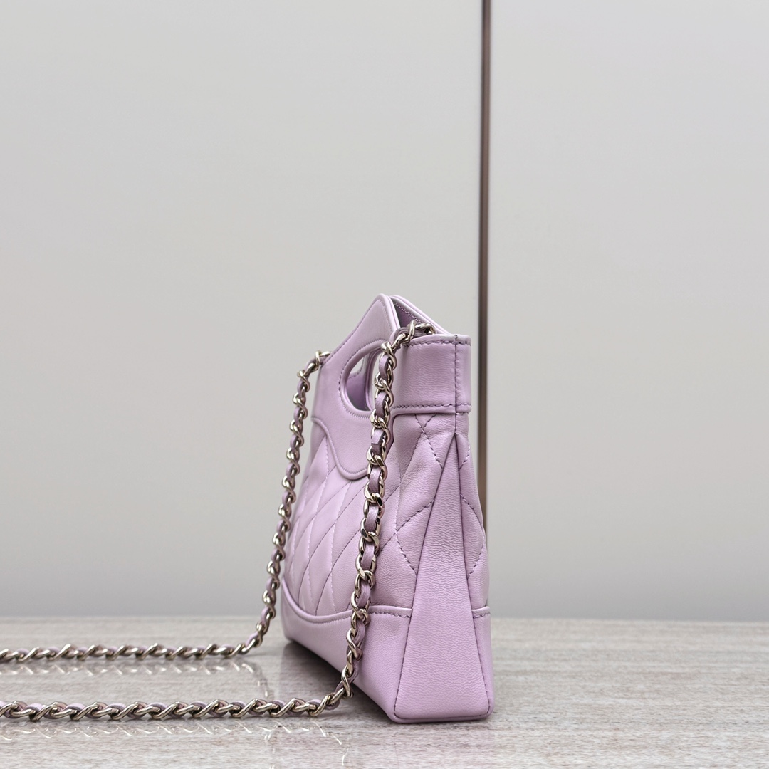 CHANEL Женская сумка 31 Mini CHANEL Женская сумка 31 Mini